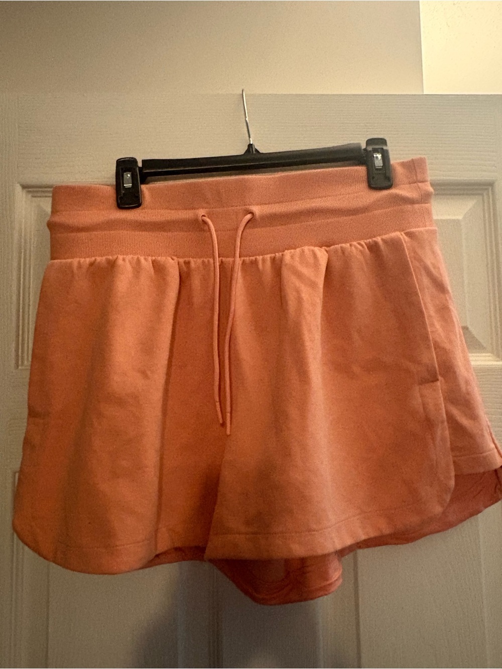 Old Navy Athletic Shorts - Peach/Coral - Large
